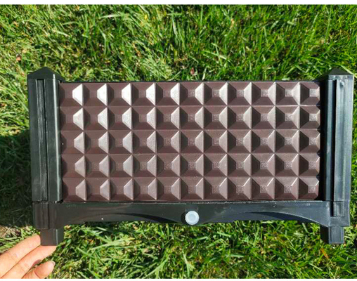 PP Resin Outdoor Plastic Planter On Wheels For Vegetables Fire Proof
